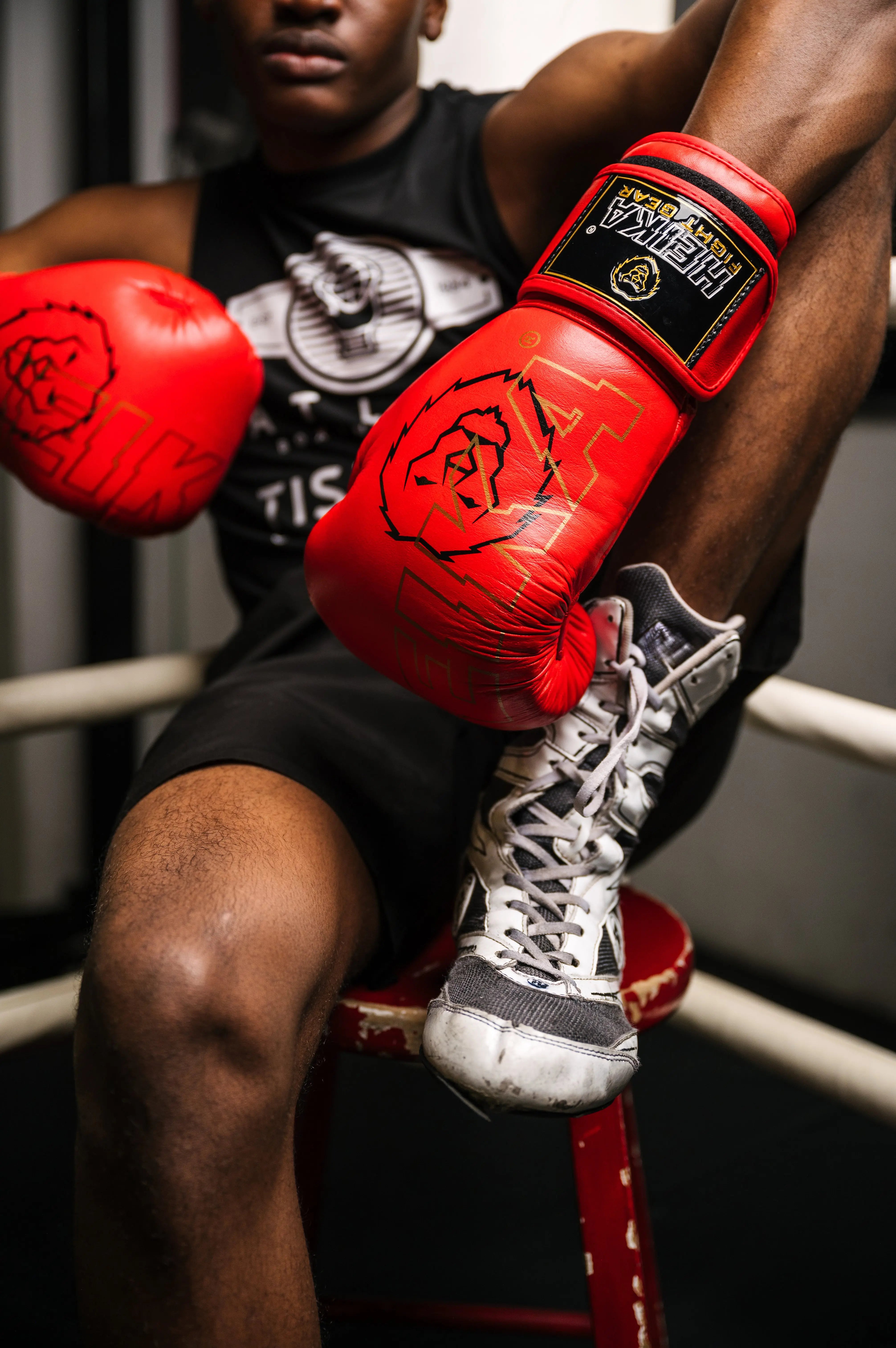 Heika Pro Premium Leather Boxing Gloves - Red Heika Sports
